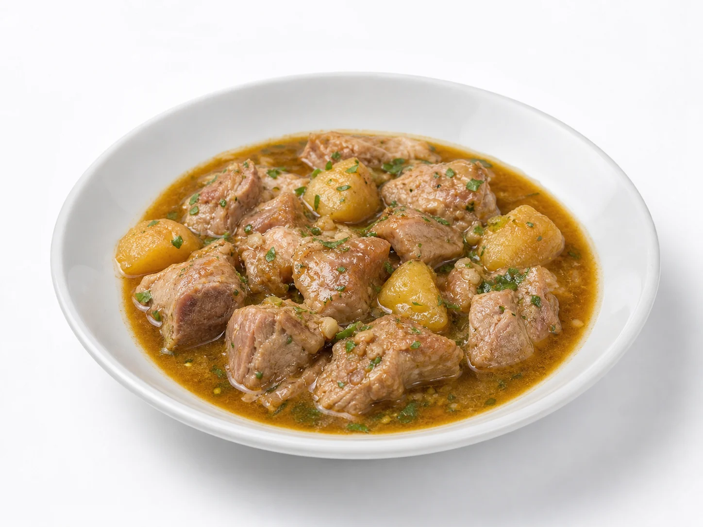 Choto a la mareña met aardappel op een witte achtergrond